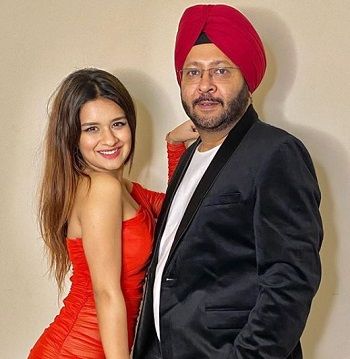 Avneet Kaur with her Dad