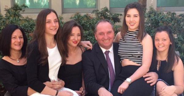 Barnaby Joyce with Ex wife and Four Daughters