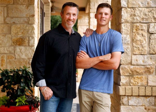 Bobby Witt Jr with father